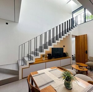 Staircase in 3.5 BHK Builder Floor at Sector 19 – for Sale