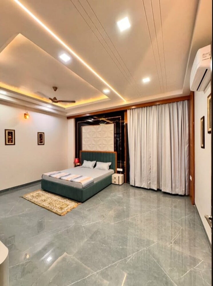 Bedroom, sector 19 3.5 Bedroom 3150 Sq.Ft. Builder Floor In Sector 19 Faridabad 8835215