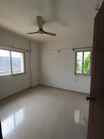 Room in 3 BHK Apartment at Pramuk Aqua Heights, Electronic City Phase I – for Rent