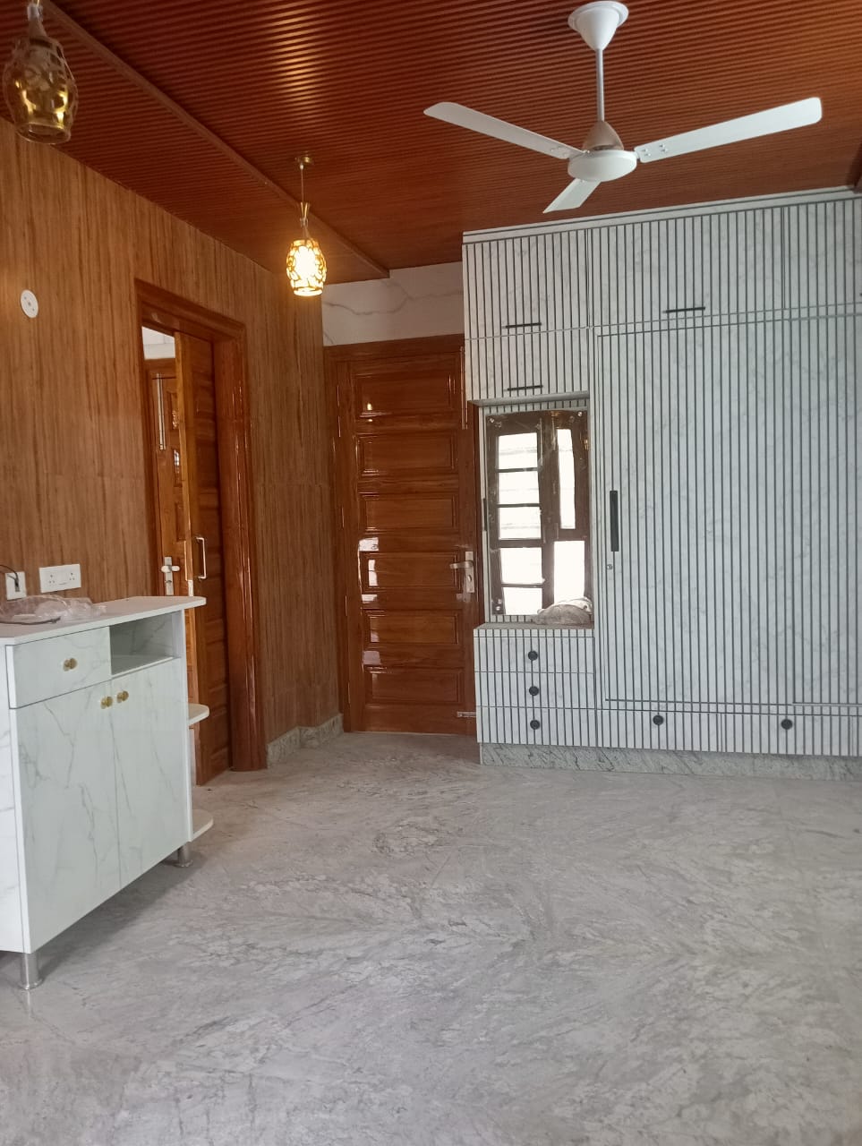 4 BHK Builder Floor For Rent in South Extension 