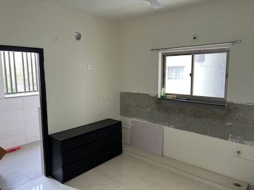 Room in 3 BHK Apartment at Frontline Seven, Kokapet – for Sale