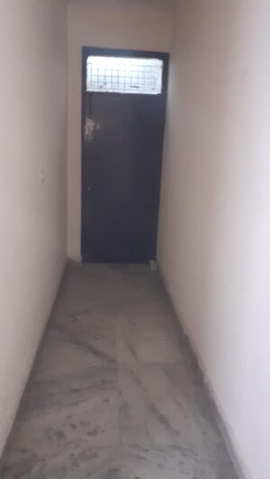 Room in 2 BHK Builder Floor at Laxmi Nagar – for Sale