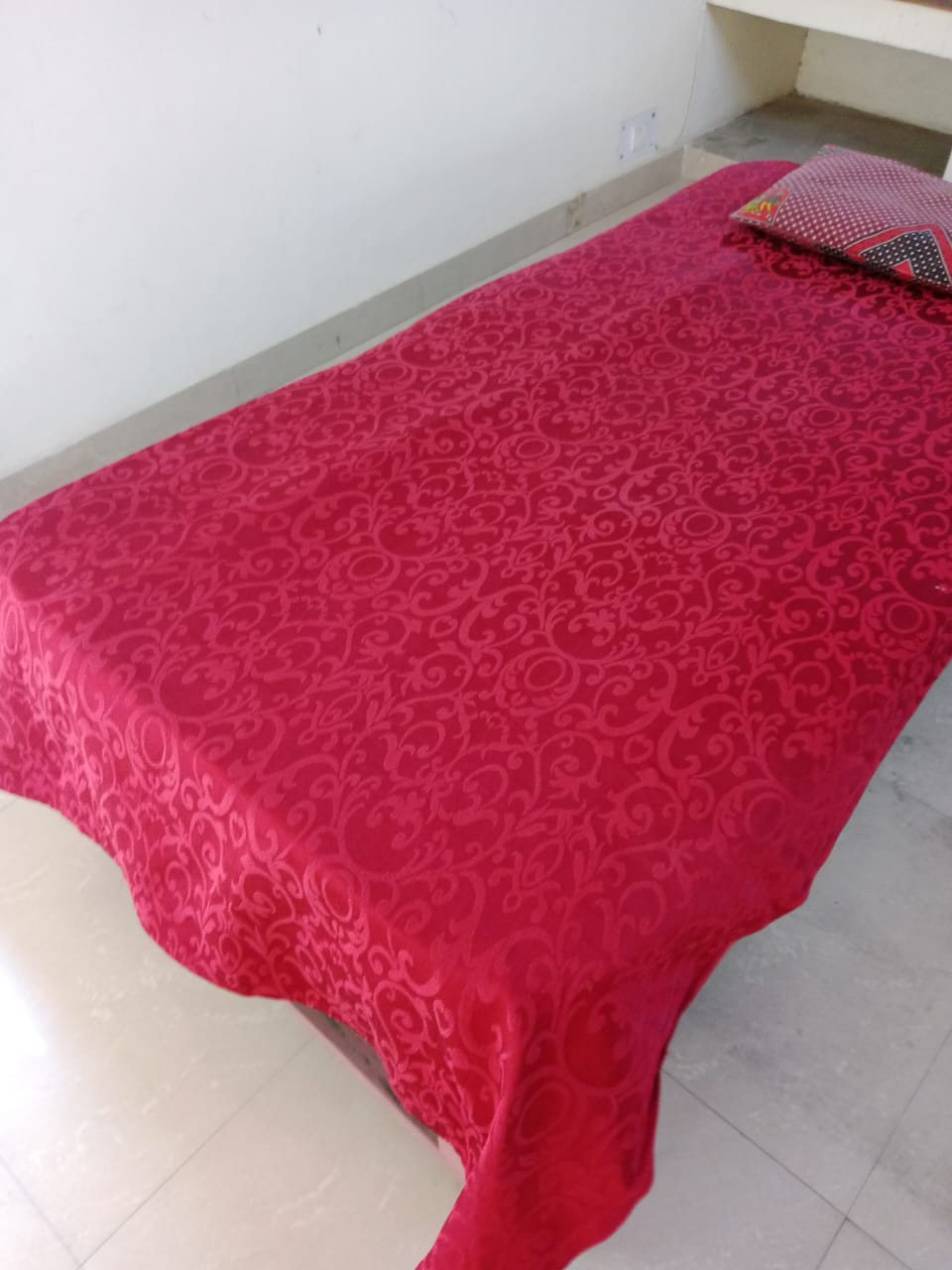 1 RkIndependent House For Rent in RWA Apartments Sector 40