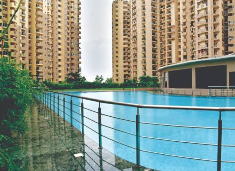 Exterior View, paramount-floraville 3.5 Bedroom 1695 Sq.Ft. Apartment In Sector 137 Noida 8835331