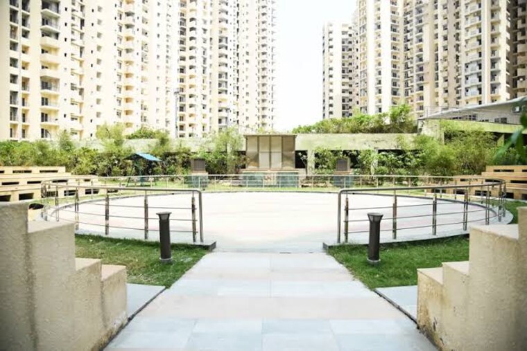Exterior View, paramount-floraville 3.5 Bedroom 1695 Sq.Ft. Apartment In Sector 137 Noida 8835331