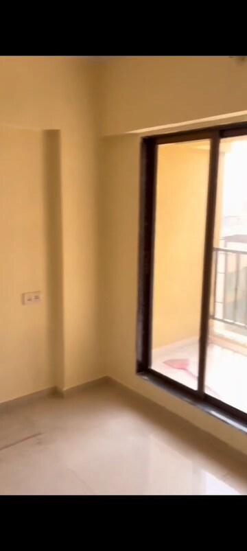 Room in 1 BHK Apartment at DGS Sheetal Deep, Nalasopara West – for Sale