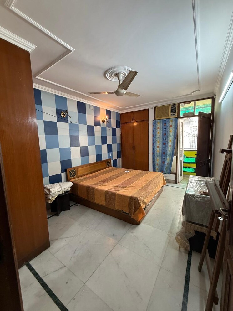 Bedroom, chittaranjan park 3 Bedroom 1400 Sq.Ft. Builder Floor In Chittaranjan Park Delhi 8835373