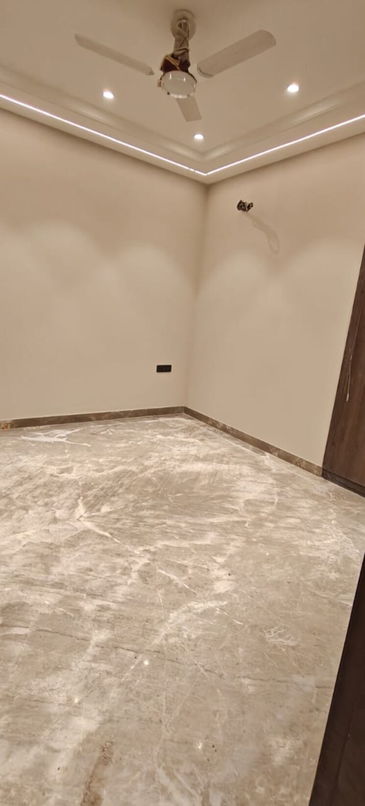 Room, greater kailash ii 4 Bedroom 2250 Sq.Ft. Builder Floor In Greater Kailash ii Delhi 8823202