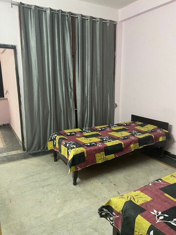 Bedroom in 2 BHK Apartment at RWA Apartments Sector 70, Sector 70 – for Rent