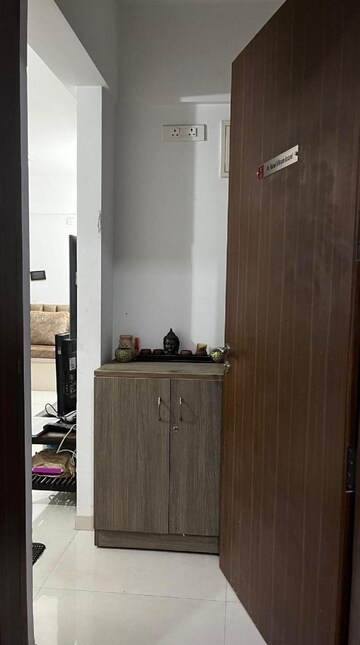 Furnished Amenities in 2 BHK Apartment at Kohinoor Tinsel Town Phase 2, Hinjewadi – for Rent