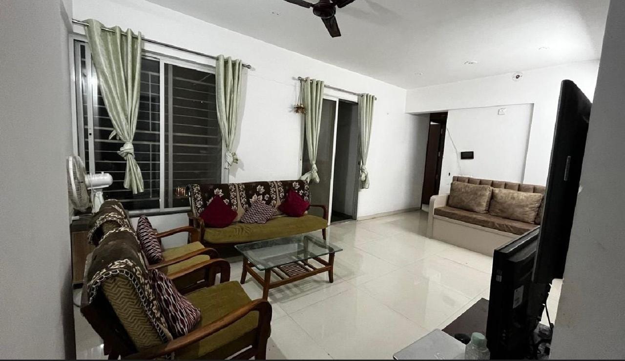 2 BHK Apartment For Rent in Kohinoor Tinsel Town Phase 2