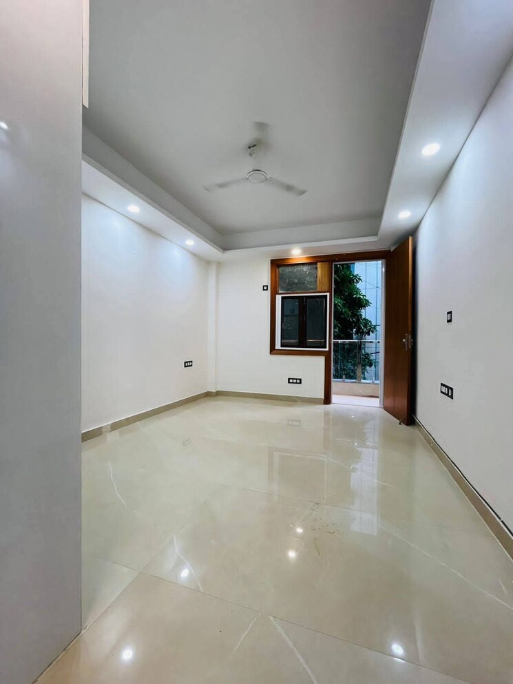 Room, saket 3 Bedroom 1200 Sq.Ft. Builder Floor In Saket Delhi 8835501