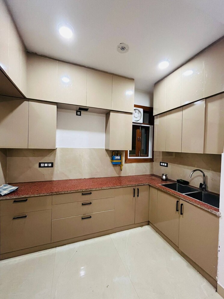 Kitchen, saket 3 Bedroom 1200 Sq.Ft. Builder Floor In Saket Delhi 8835501