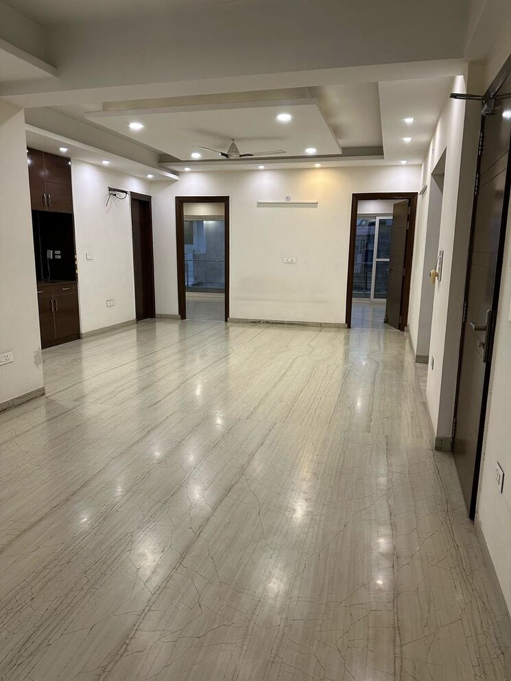 undefined, sector 23 3 Bedroom 2400 Sq.Ft. Builder Floor In Sector 23 Gurgaon 8835520