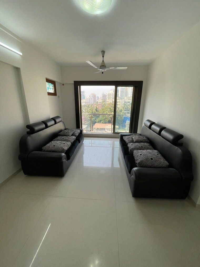 Living Room, royal-classic-co-op-society 3 Bedroom 1050 Sq.Ft. Apartment In Andheri West Mumbai 8835561