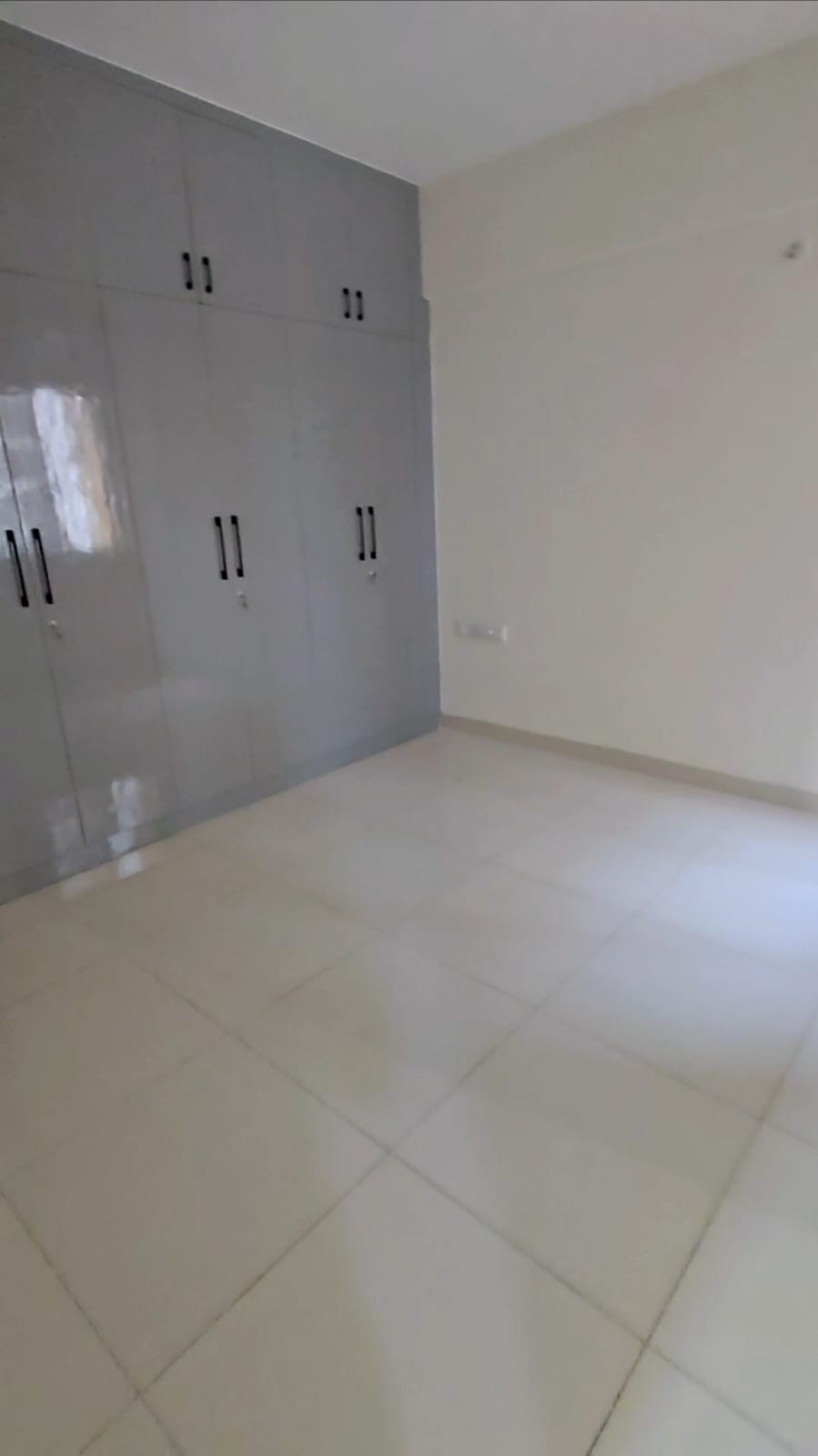 3.5 BHK + Study Room Apartment For Rent in L&T Raintree Boulevard