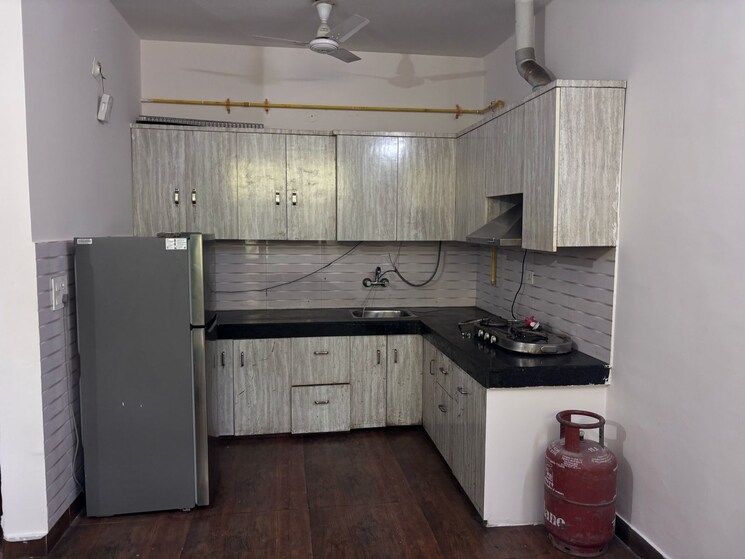 Kitchen, sector 1 2 Bedroom 980 Sq.Ft. Builder Floor In Sector 1 Gurgaon 8835580