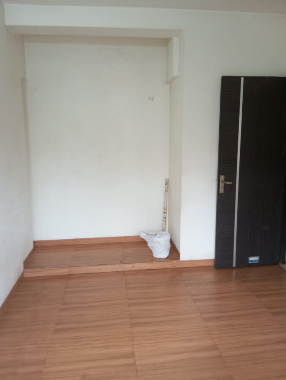 1 BHK + Extra Room 450 Sq.Ft. Apartment in Rutu Enclave