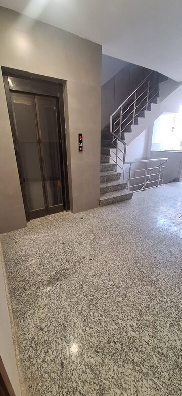 Room in  Pg at Rajouri Garden – for Rent