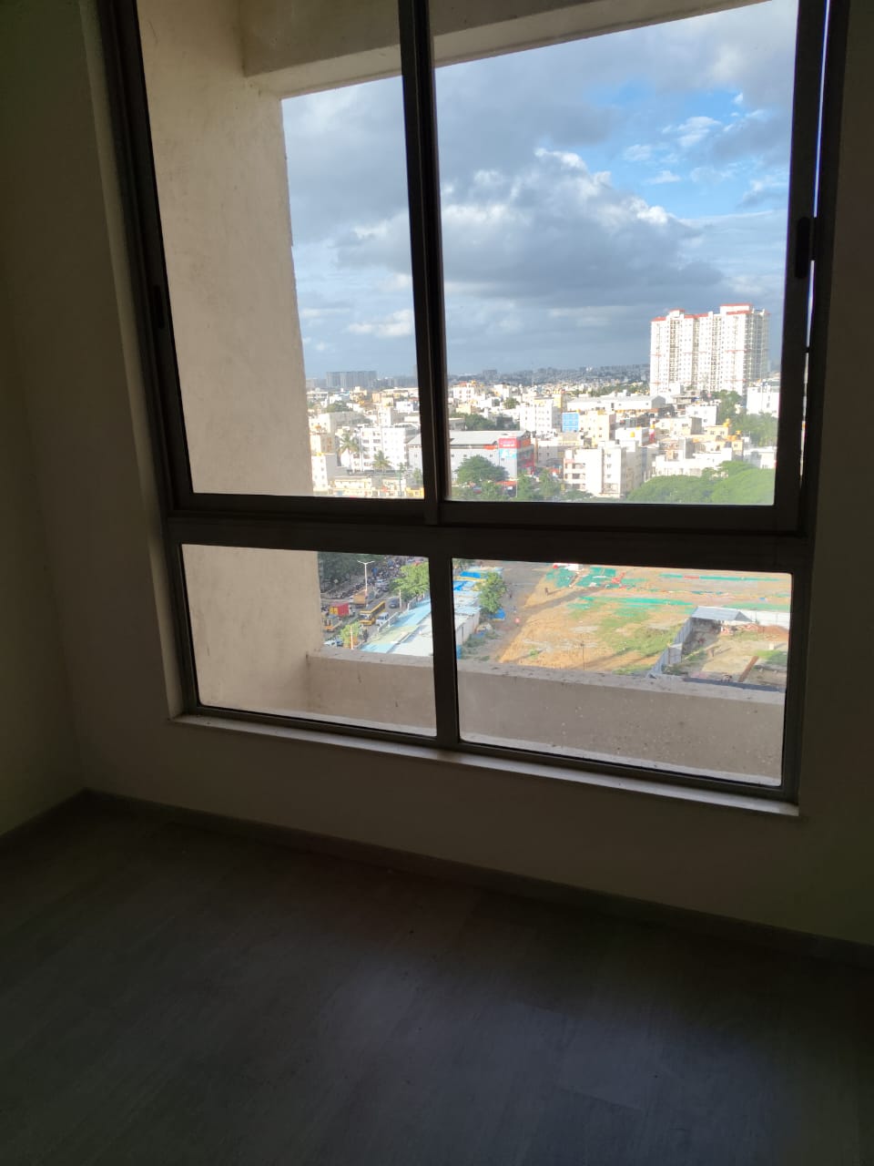 3 BHK + Extra Room Apartment For Sale in Hiranandani Club Meadows