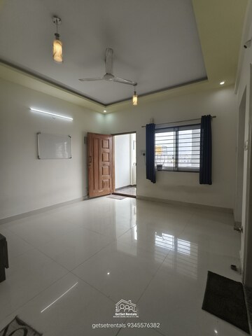 Room in 2 BHK Builder Floor at Kasavanahalli – for Rent