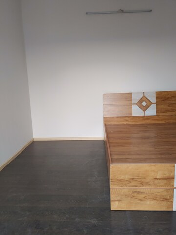 Room in 2 BHK Apartment at Abhinav Pebbles 2, Bavdhan – for Rent