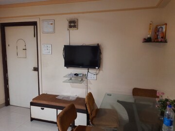 Team Area in 2 BHK Apartment at Simla House, Malabar Hill – for Rent