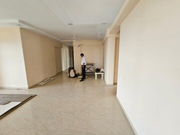 Building Lobby in 2 BHK Apartment at Lodha Divino, Matunga East – for Sale