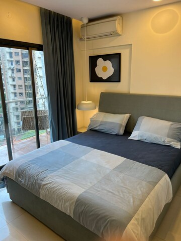 Bedroom in 2 BHK Apartment at Suhas CHS Vile Parle, Vile Parle West – for Rent