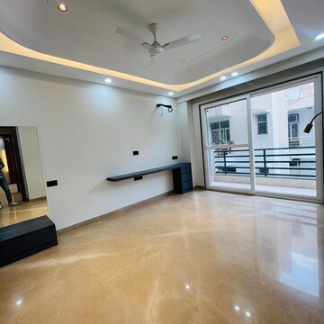 Living Room in 4 BHK Builder Floor at Sushant Lok 3, Sector 57 – for Sale