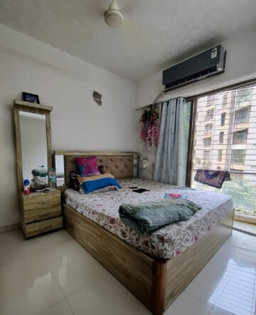 Bedroom in 2.5 BHK Apartment at Raj Horizon, Mira Road East – for Rent