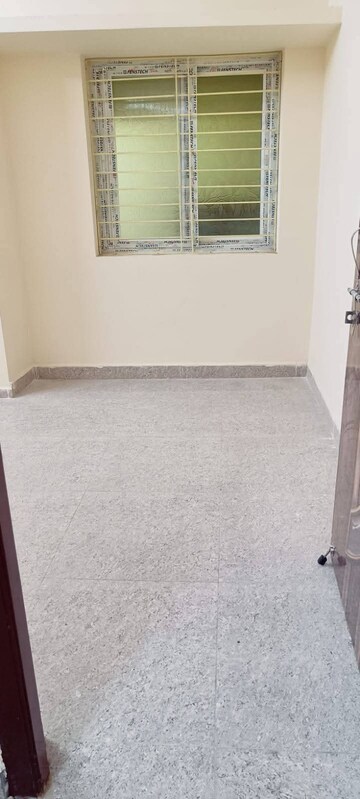 Room in 1 RK Builder Floor at Begumpet – for Rent