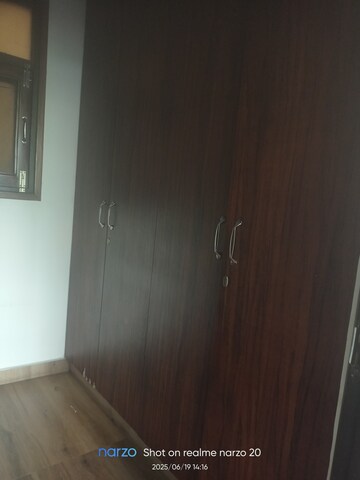 Room in 3 BHK Builder Floor at Eros Rosewood City, Sector 49 – for Rent