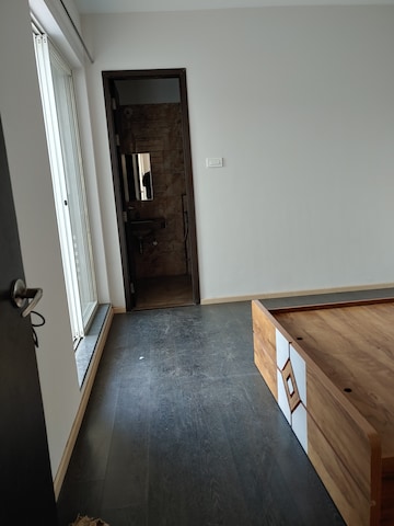 Furnished Amenities in 3 BHK Apartment at Abhinav Pebbles 2, Bavdhan – for Rent