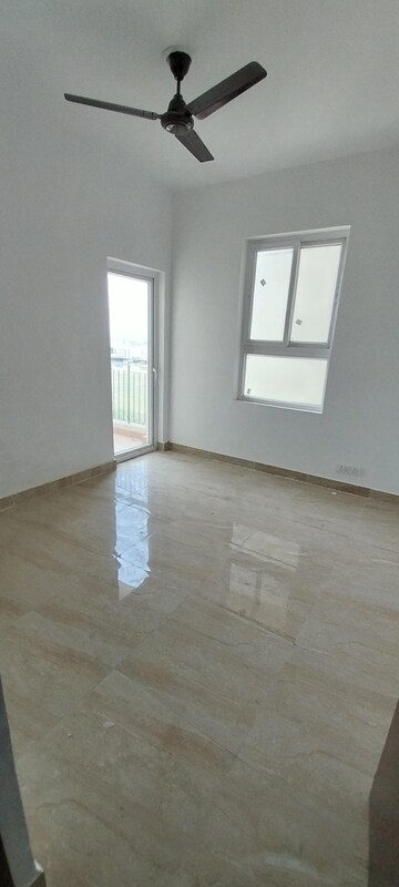 Furnished Amenities in 2.5 BHK Apartment at Aditya Park Town, Mahurali – for Rent