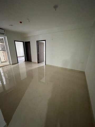 Room in 3 BHK Apartment at Hero Homes Phase 2, Sector 104 – for Sale