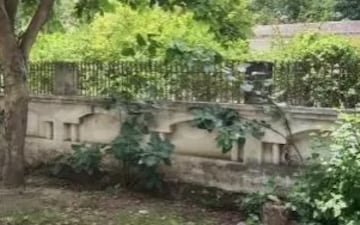 Plot For Sale in Silver Oak Society, Judge Society