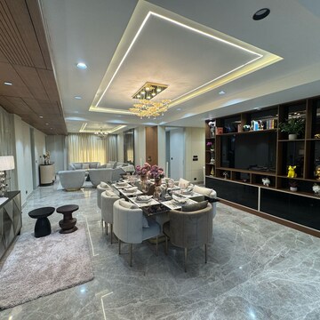 4 BHK Builder Floor For Sale in Emaar Emerald Plaza, Sector 65