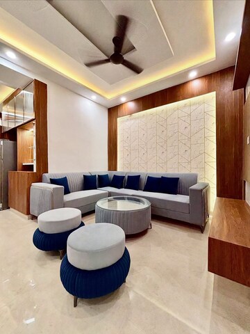 Master Bedroom in 3 BHK Builder Floor at Puri Kohinoor, Sector 89 – for Sale