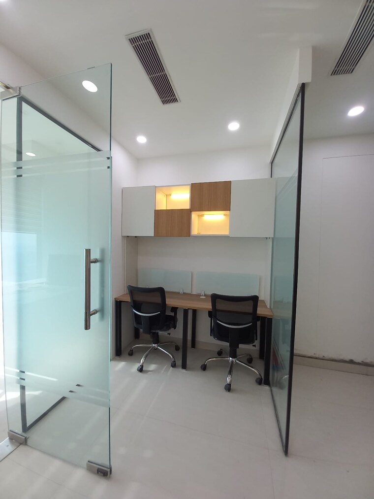 Team Area, maasters-capitol-avenue Commercial Office Space 625 Sq.Ft. In Sector 62 Noida 8835814