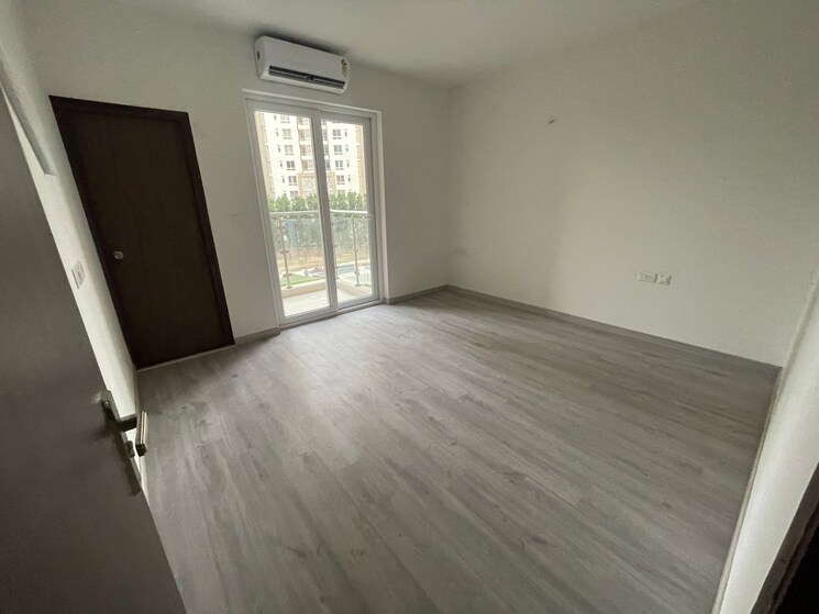 Room, hero-homes-phase-2 3 Bedroom 1689 Sq.Ft. Apartment In Sector 104 Gurgaon 8835839