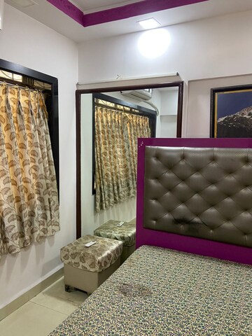 Bedroom in 3 BHK Apartment at Bhoomi Castle, Malad West – for Rent