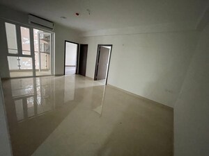 Room in 4 BHK Apartment at Hero Homes Gurgaon, Sector 104 – for Sale