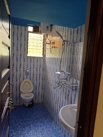 Bathroom in 4 BHK Villa at Porvorim – for Rent