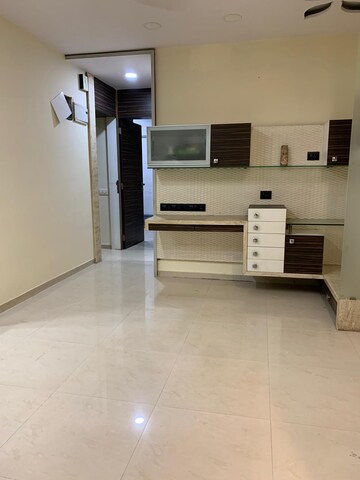 Room in 2 BHK Apartment at Borivali West – for Sale