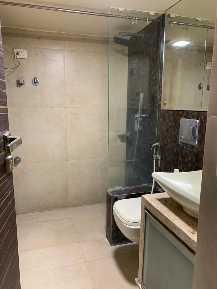 Bathroom, borivali west 2 Bedroom 750 Sq.Ft. Apartment In Borivali West Mumbai 8835917