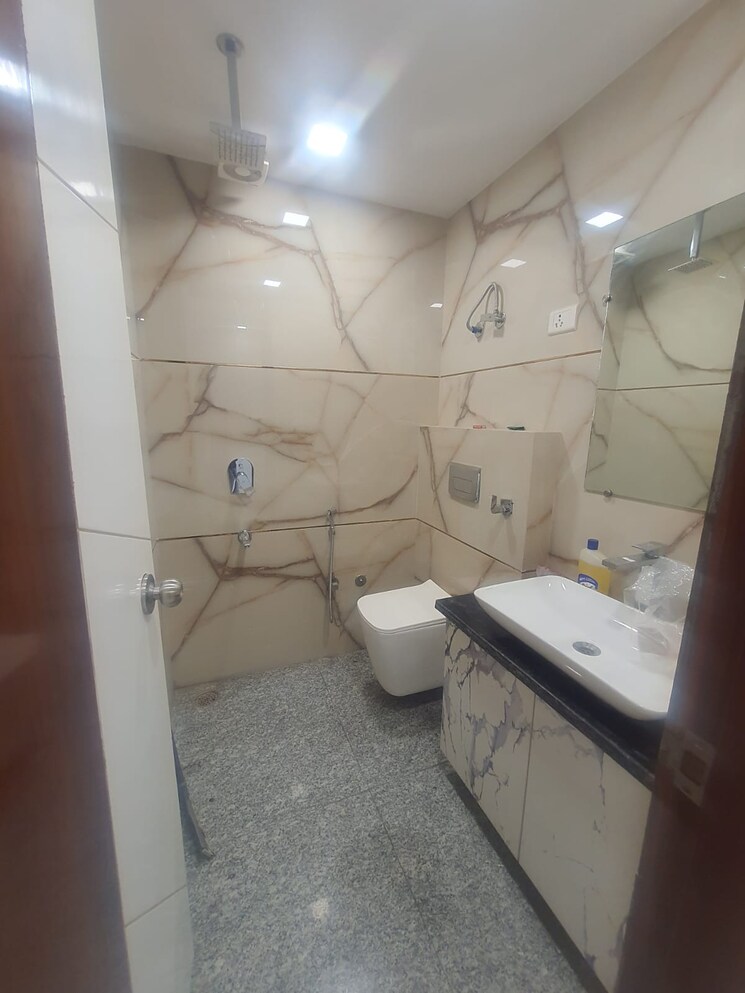 Bathroom, purva-atmosphere 4 Bedroom 2400 Sq.Ft. Apartment In Thanisandra Main Road Bangalore 8835886