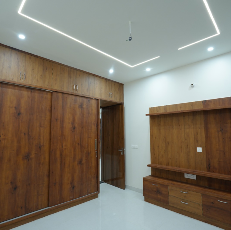 Room, ambala highway 6 Bedroom 242 Sq.Yd. Independent House In Ambala Highway Zirakpur 8835919