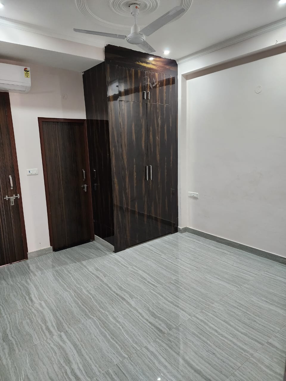2 BHK Apartment For Rent in Pioneer Park Phase 1