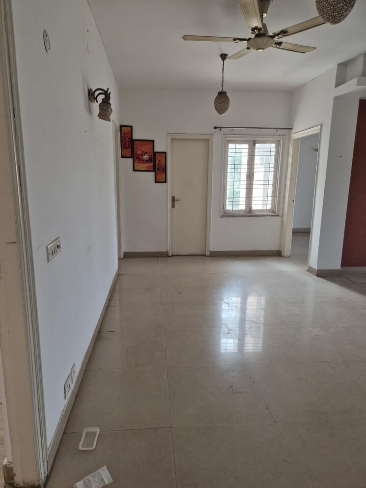 Room, pioneer-park-phase-1 2 Bedroom 1200 Sq.Ft. Apartment In Sector 61 Gurgaon 8835918